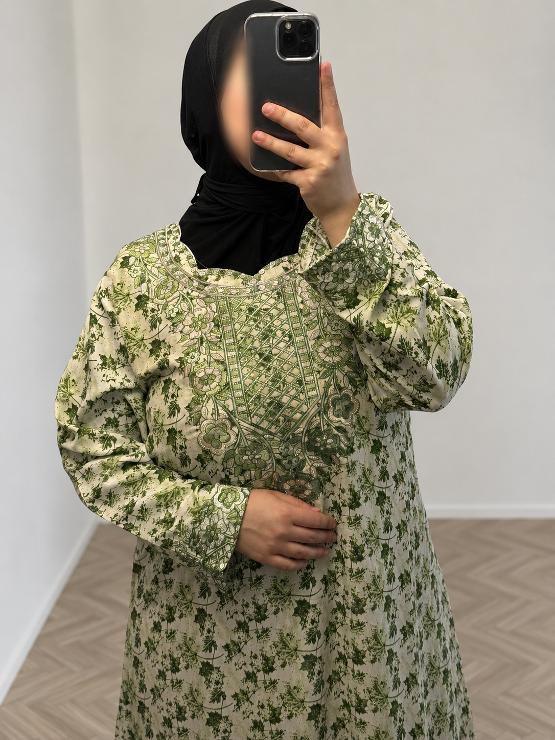 MUKHAWAR FOREST GREEN