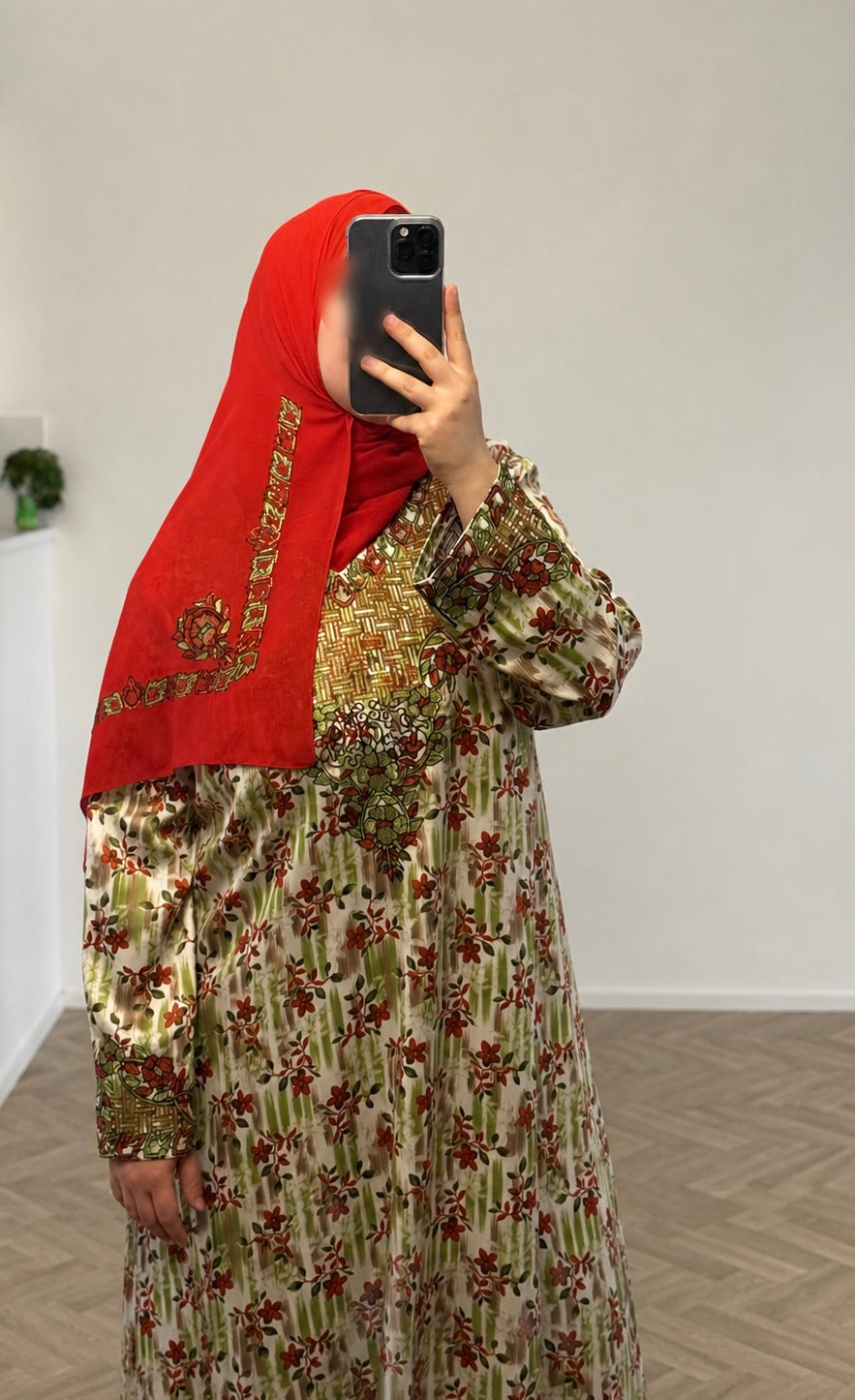 MUKHAWAR VIBRANT ORANGE
