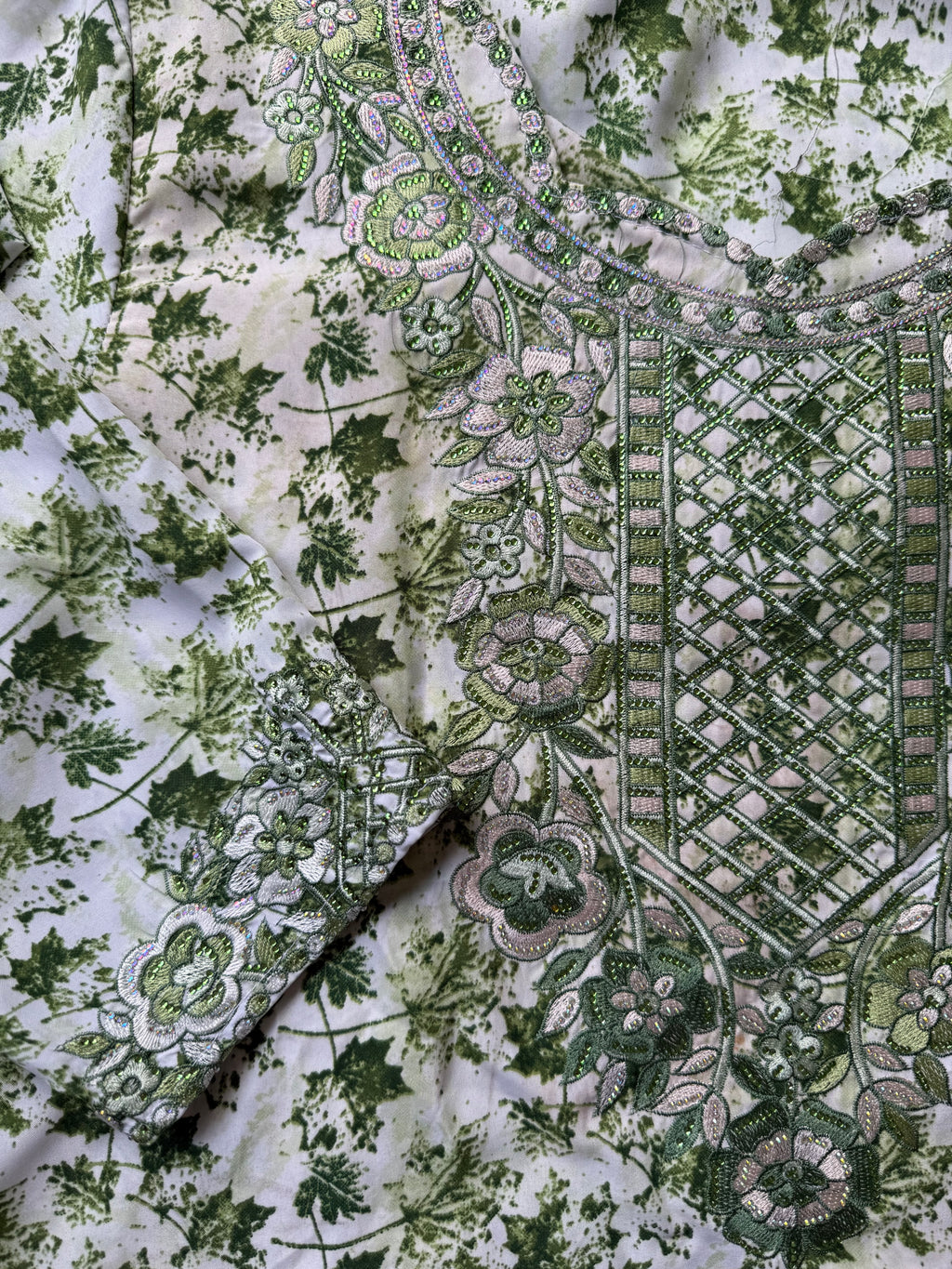 MUKHAWAR FOREST GREEN