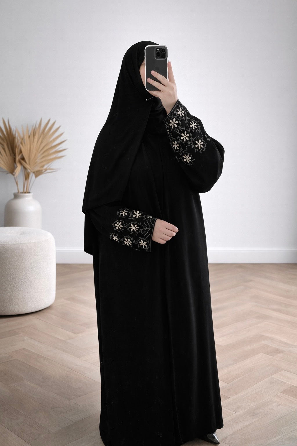 YARA ABAYA