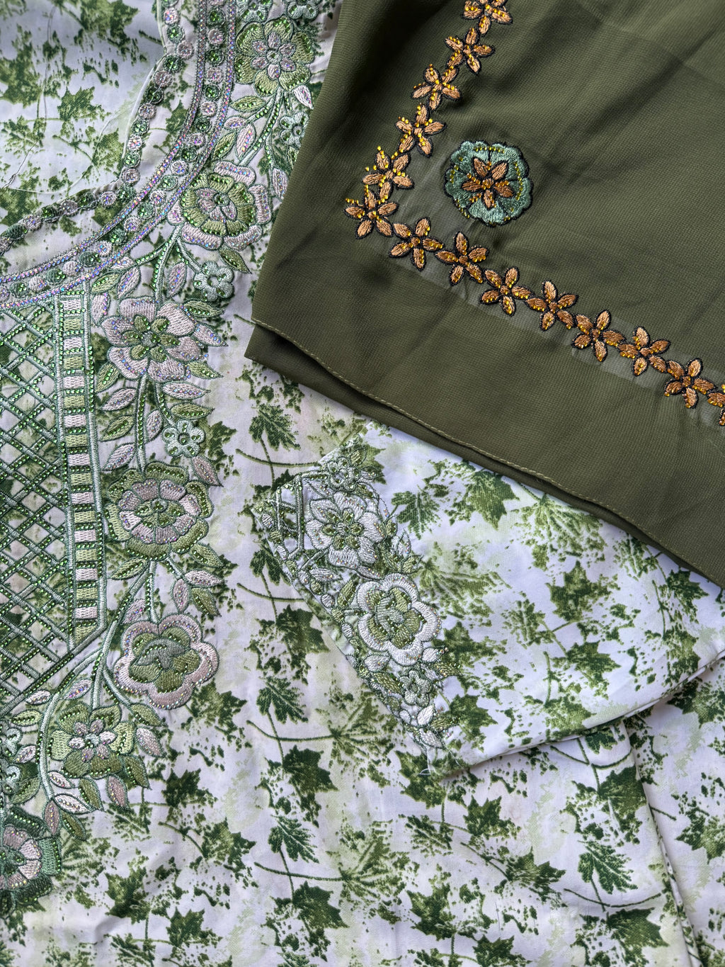 MUKHAWAR FOREST GREEN